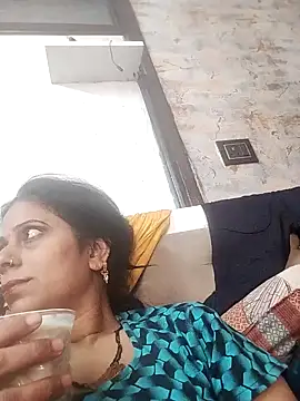 Soniya Roy online show from June 4, 2026, 9:37 am