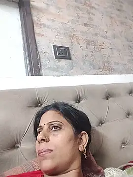 Soniya Roy online show from June 9, 2026, 3:01 pm