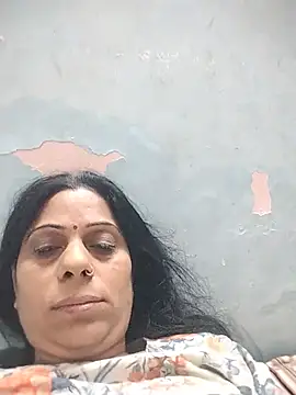 Soniya Roy online show from June 19, 2026, 5:17 pm