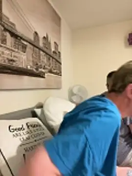 Snapshot of Curvy-Jinx chatting on November 6, 2025, 10:54 pm Curvy-Jinx online show from November 6, 2025, 10:54 pm