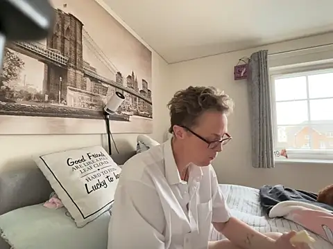 Curvy-Jinx online show from March 17, 2026, 10:40 am