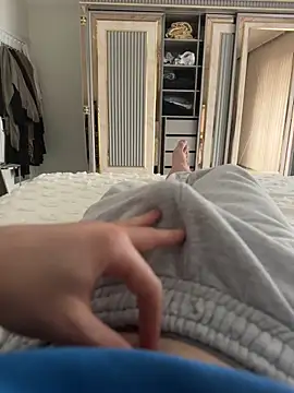 Snapshot of Kratex82 chatting on March 20, 2026, 2:33 pm Kratex82 online show from March 20, 2026, 2:33 pm