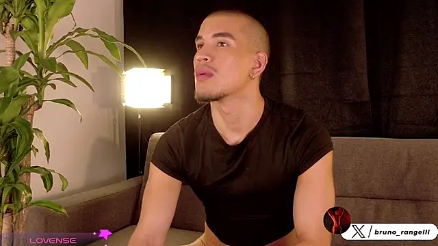 Snapshot of brunoorangel1 chatting on July 13, 2026, 11:07 pm brunoorangel1 online show from July 13, 2026, 11:07 pm