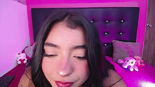 Snapshot of molly_curvyhot chatting on March 26, 2026, 3:06 pm molly curvyhot online show from March 26, 2026, 3:06 pm