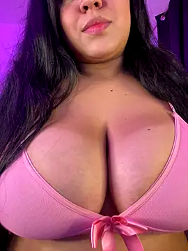 Snapshot of Dominic_Schmit01 chatting on December 21, 2025, 3:02 am Dominic Schmit01 online show from December 21, 2025, 3:02 am