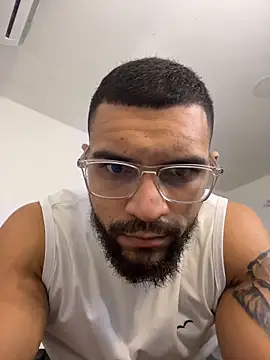 vincentjaxon online show from October 25, 2025, 11:07 am