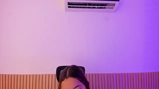 OliviaSweett online show from September 14, 2025, 6:40 pm