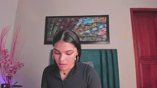 LunaAspen  online show from September 16, 2025, 6:09 pm