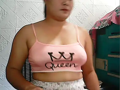 CreamyPussy4uxx online show from May 22, 2026, 2:30 am