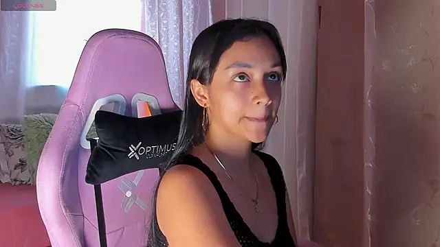 Snapshot of MelanyOconner chatting on October 23, 2025, 2:38 pm MelanyOconner online show from October 23, 2025, 2:38 pm