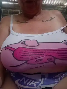 Snapshot of SinisterBabe chatting on June 3, 2026, 1:03 pm SinisterBabe online show from June 3, 2026, 1:03 pm