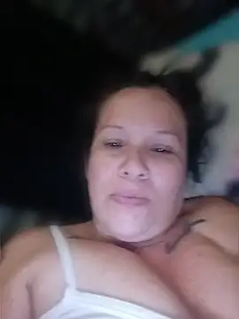 Snapshot of SinisterBabe chatting on June 18, 2026, 1:37 pm SinisterBabe online show from June 18, 2026, 1:37 pm