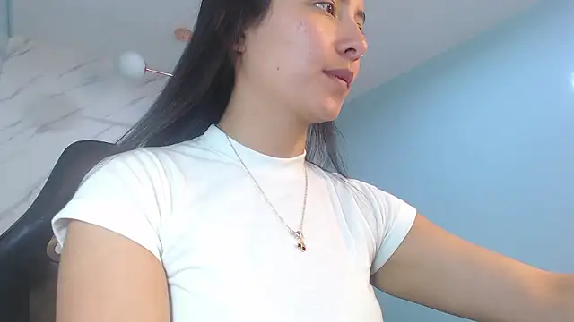 Snapshot of victoria_hernandez_t_ chatting on May 27, 2026, 1:19 pm victoria hernandez t online show from May 27, 2026, 1:19 pm