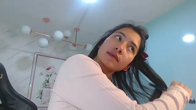 Snapshot of victoria_hernandez_t_ chatting on July 25, 2026, 1:19 pm victoria hernandez t online show from July 25, 2026, 1:19 pm