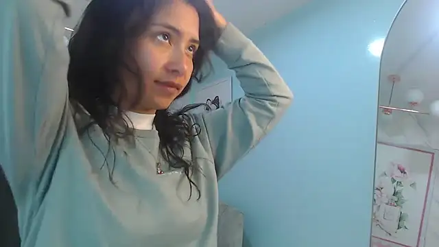 Snapshot of victoria_hernandez_t_ chatting on July 29, 2026, 1:20 pm victoria hernandez t online show from July 29, 2026, 1:20 pm