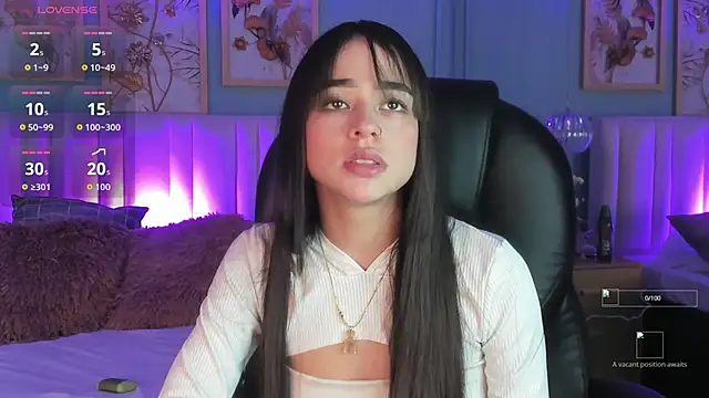 Snapshot of TifannyWolf_ chatting on November 13, 2025, 10:30 pm TifannyWolf online show from November 13, 2025, 10:30 pm