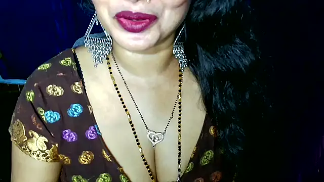 QUEEN SAKHI- online show from June 18, 2026, 9:14 am