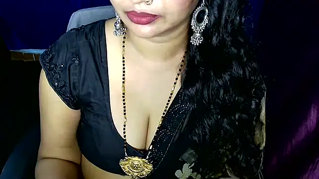QUEEN SAKHI- online show from June 27, 2026, 12:44 pm