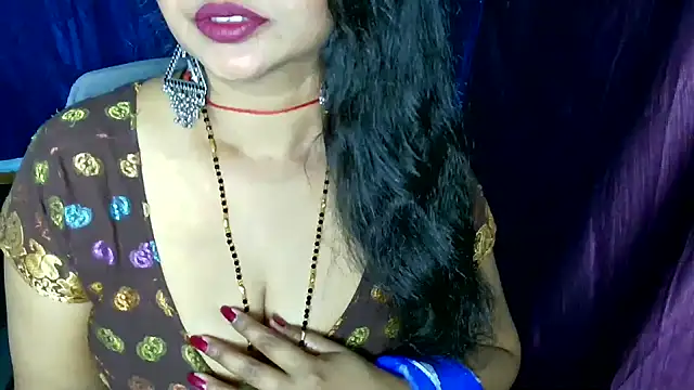 QUEEN SAKHI- online show from July 7, 2026, 5:21 am