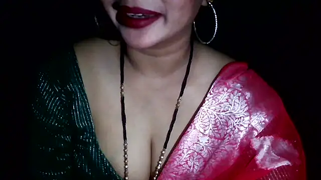 QUEEN SAKHI- online show from July 19, 2026, 7:01 am