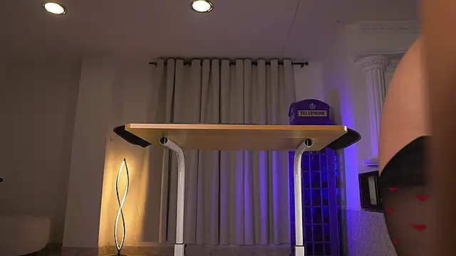 Snapshot of vaniaa95 chatting on October 5, 2025, 1:59 am vaniaa95 online show from October 5, 2025, 1:59 am