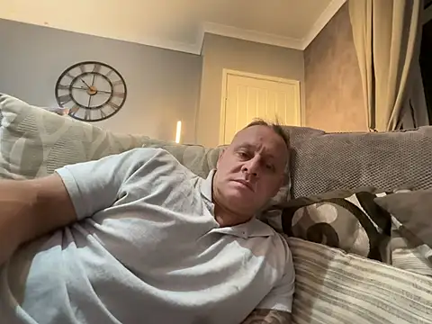 backdoorgalore4you online show from February 16, 2026, 10:17 pm