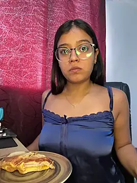 Snapshot of Camila_Bustamante chatting on June 13, 2026, 3:21 pm Camila Bustamante online show from June 13, 2026, 3:21 pm