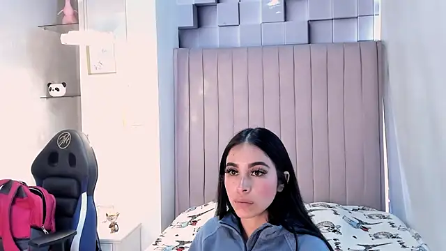 CandySays online show from October 12, 2025, 12:15 pm