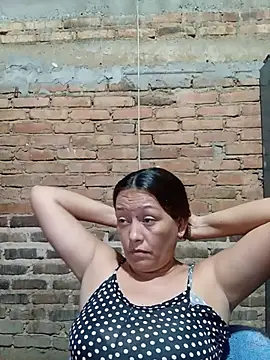 marinita13 online show from June 13, 2026, 12:52 am