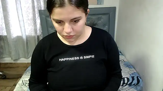 sarah aguilar online show from April 28, 2026, 2:55 pm