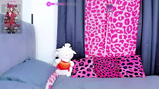 crisbunny x online show from July 25, 2026, 12:42 am