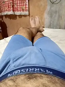 NAUFRAGO 17CM online show from October 8, 2025, 12:30 am