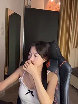 Snapshot of _Meimeibaby_ chatting on December 1, 2025, 12:10 pm Meimeibaby online show from December 1, 2025, 12:10 pm