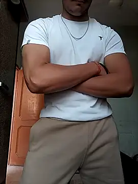 Snapshot of yourcrush0123 chatting on December 17, 2025, 4:18 am yourcrush0123 online show from December 17, 2025, 4:18 am