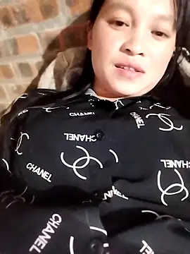 Tiyir597 online show from February 19, 2026, 2:35 pm