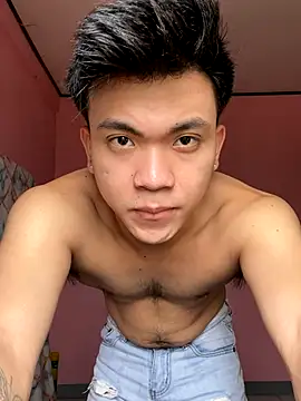 JerichoGutierez online show from December 15, 2025, 3:11 am