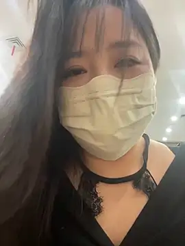 xiao-mo520 online show from December 19, 2025, 10:44 am