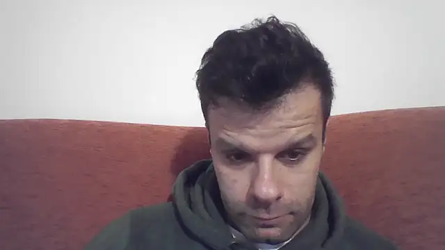 Snapshot of FROCETTO93 chatting on December 21, 2025, 4:14 pm FROCETTO93 online show from December 21, 2025, 4:14 pm