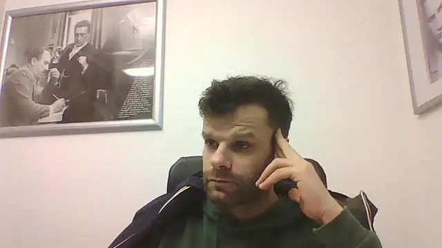 Snapshot of FROCETTO93 chatting on January 7, 2026, 9:23 am FROCETTO93 online show from January 7, 2026, 9:23 am