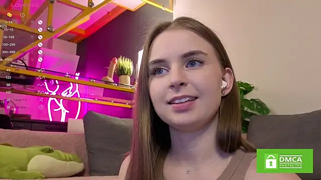 Snapshot of FlexiPixie chatting on November 12, 2025, 5:30 am FlexiPixie online show from November 12, 2025, 5:30 am