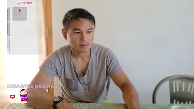 Snapshot of AsianBoy_WhiteDaddy chatting on July 12, 2026, 5:53 am AsianBoy WhiteDaddy online show from July 12, 2026, 5:53 am
