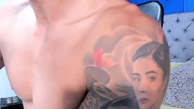 andres-clark92 online show from October 8, 2025, 6:05 pm