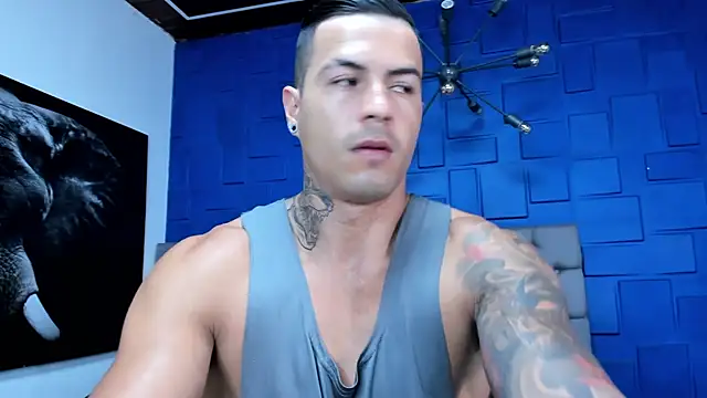 andres-clark92 online show from May 1, 2026, 1:05 pm