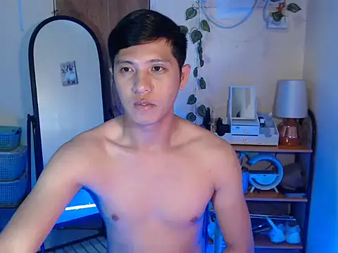 Snapshot of darryl_hugecok chatting on July 31, 2026, 5:34 pm darryl hugecok online show from July 31, 2026, 5:34 pm