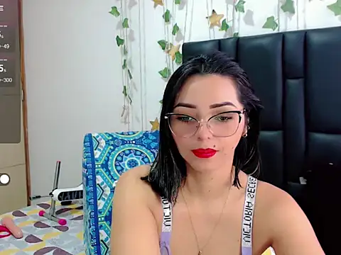 Snapshot of sara_arias00 chatting on September 18, 2025, 1:13 pm sara arias00 online show from September 18, 2025, 1:13 pm