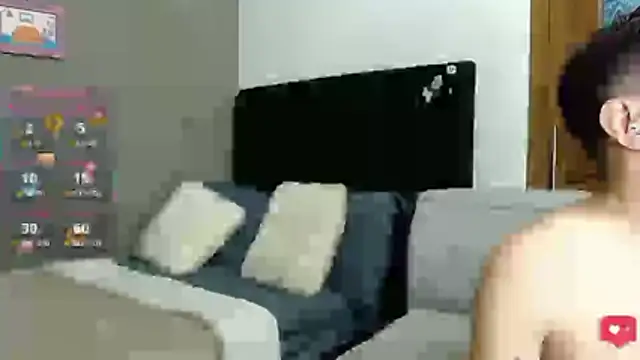 Snapshot of Matteo12_ chatting on June 12, 2026, 3:05 am Matteo12 online show from June 12, 2026, 3:05 am