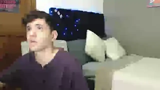 Snapshot of Matteo12_ chatting on June 26, 2026, 3:55 am Matteo12 online show from June 26, 2026, 3:55 am