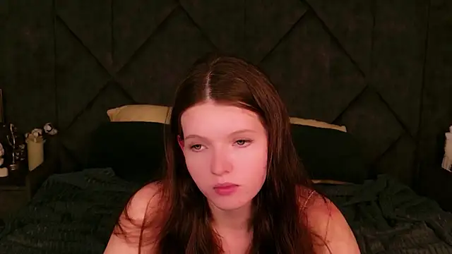 Gaby Essen online show from November 22, 2025, 8:41 pm