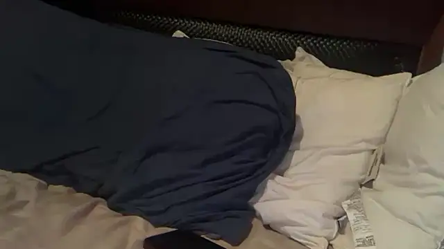 Snapshot of Braiden044t chatting on September 21, 2025, 11:45 am Braiden044t online show from September 21, 2025, 11:45 am