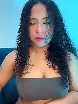 Snapshot of Kass_1 chatting on October 28, 2025, 1:20 am Kass 1 online show from October 28, 2025, 1:20 am